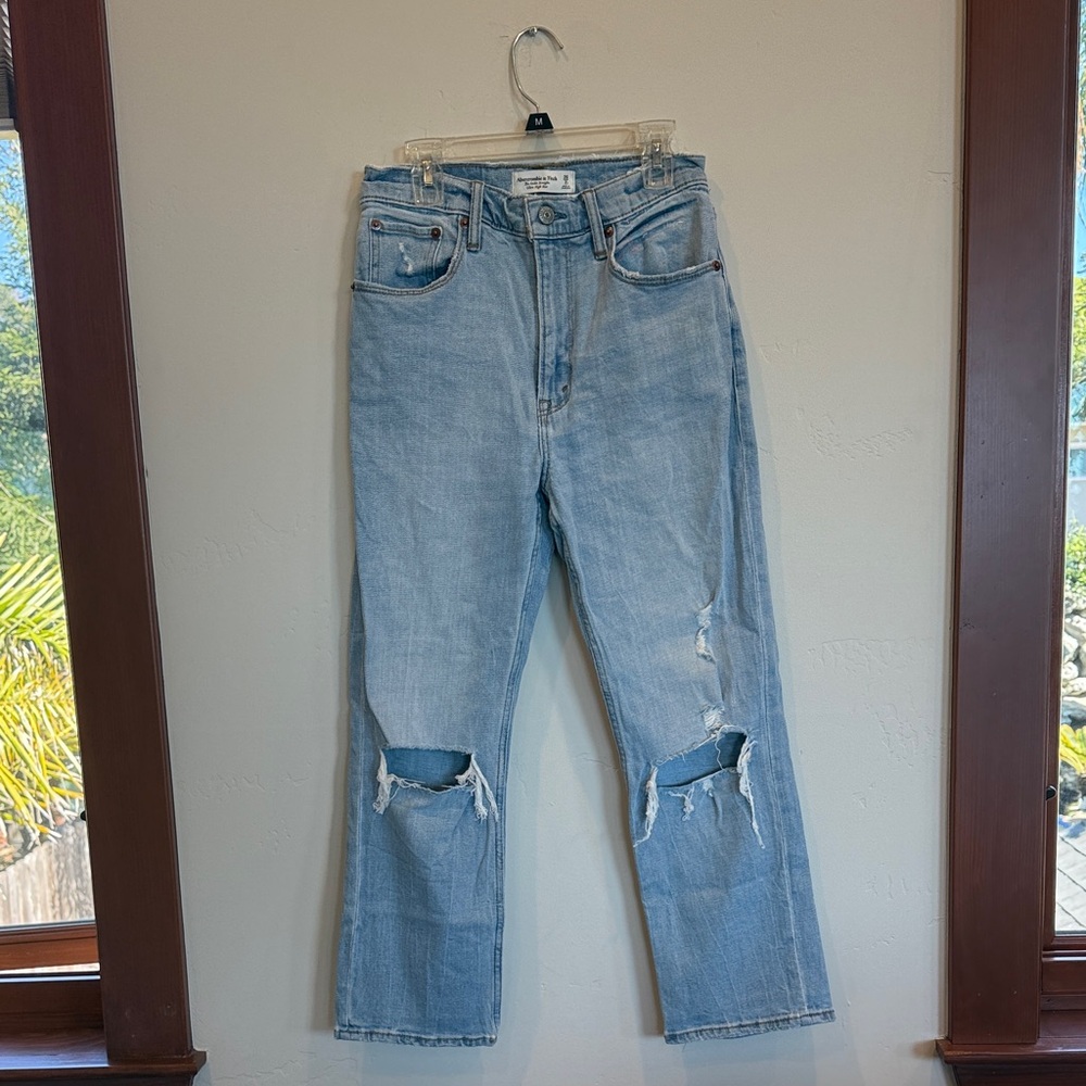 Abercrombie & Fitch The Ankle Straight Ultra High Rise Size 26/2Short